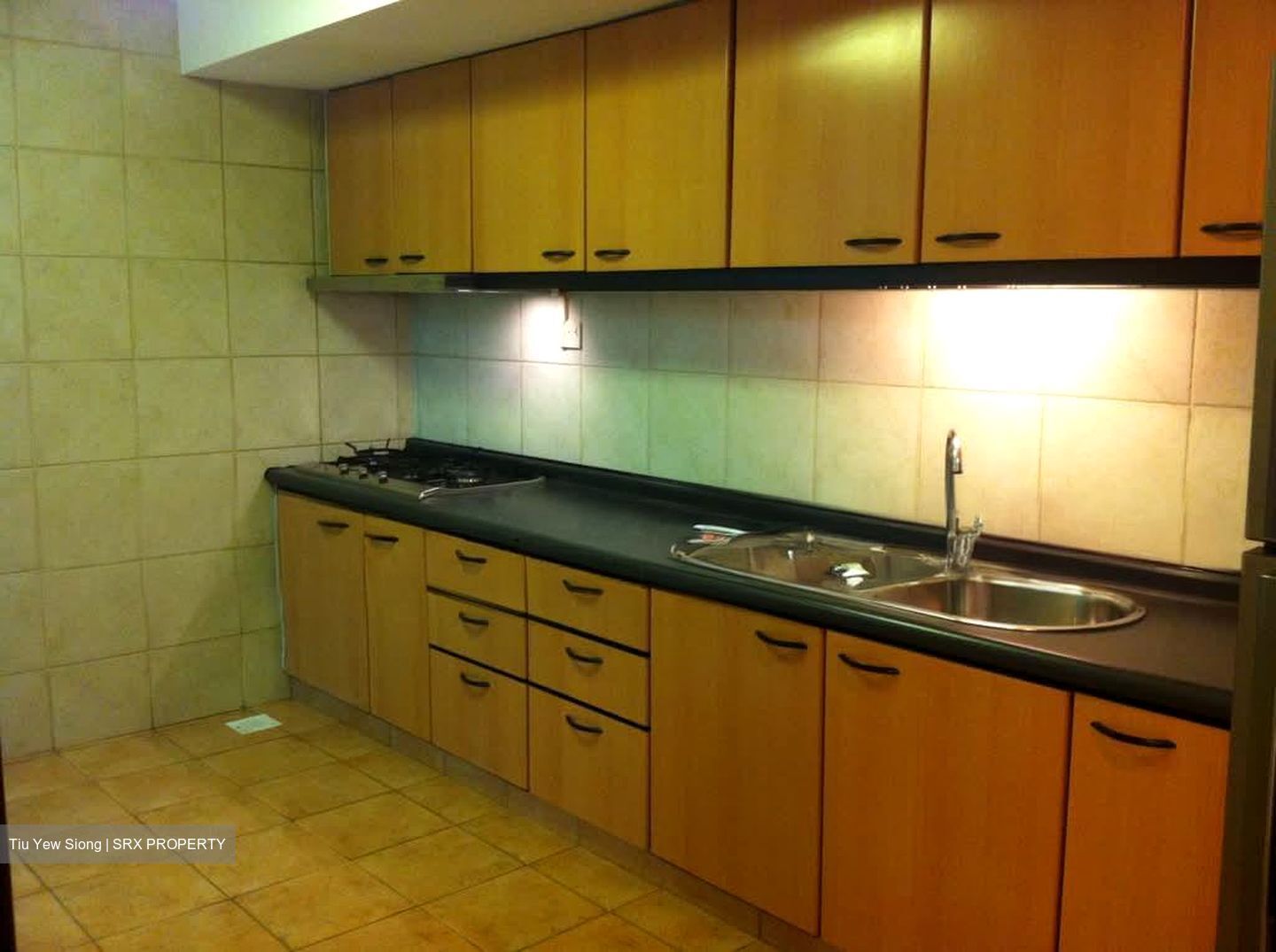UE Square (D9), Apartment #563713101